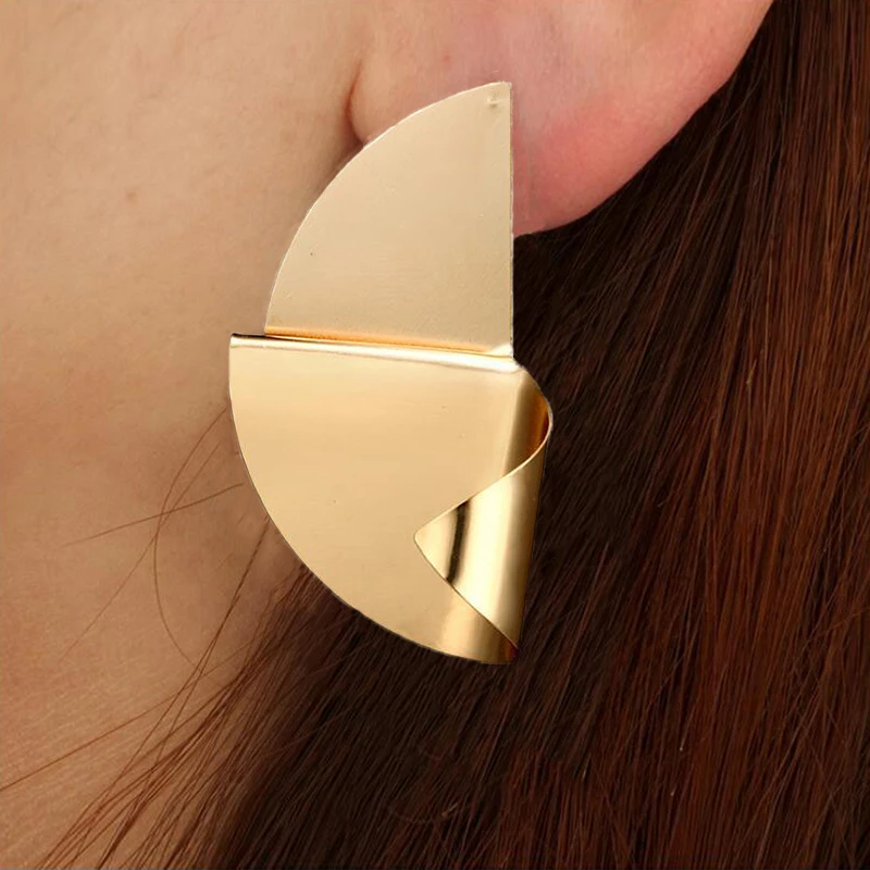 New Personality Metal Drop Earrings for Women Irregular Exaggerated Gold Color Geometric Hollow Butterfly Earrings Pendientes