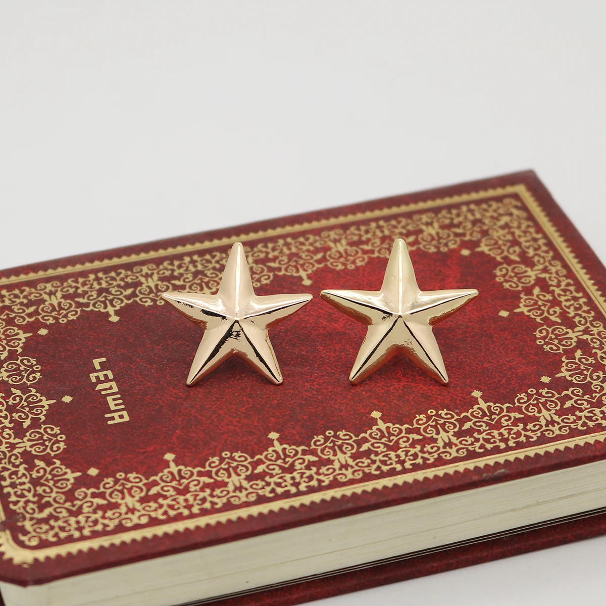 Little Star Brooch Badge Men's and Women's Blouses Five Pointed Metal Lapel Pin Stars Shirt Collar Pins and Brooches Accessories