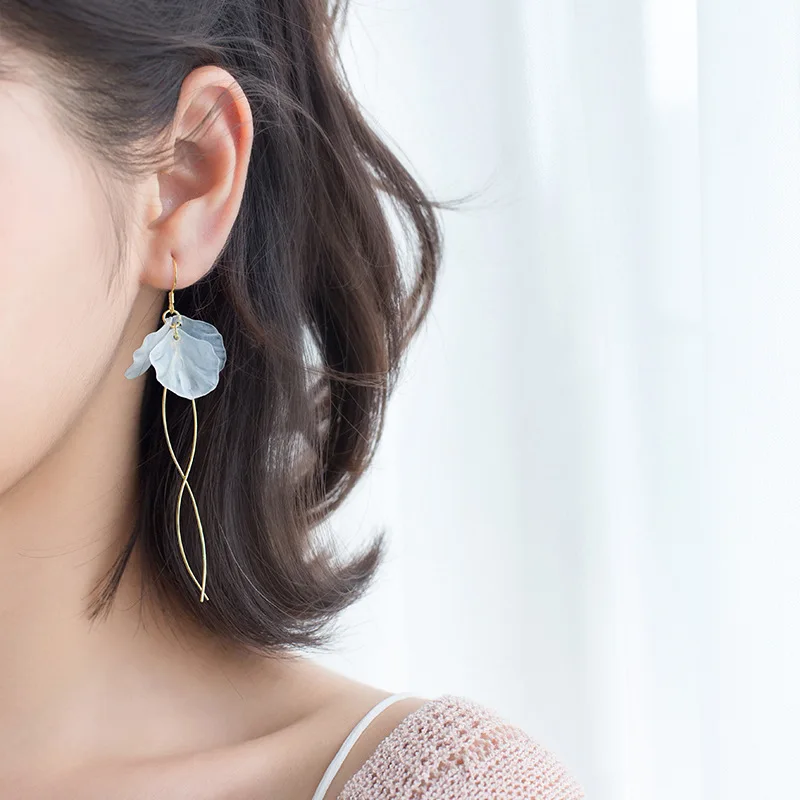 Korean Acrylic Big Flower Tassel Drop Earrings for Women Sweet White Crystal Petals Brincos Wedding Party Jewelry Girl Gift