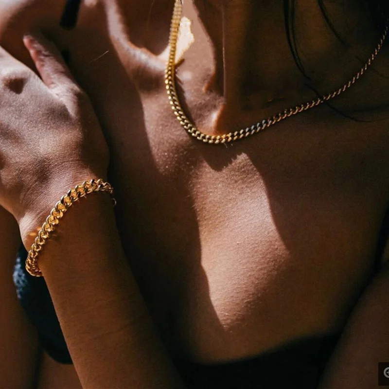 Vnox Cuban Chain Necklace for Men Women,Basic Punk Stainless Steel Curb Link Chain Chokers,Vintage Gold Color Solid Metal Collar