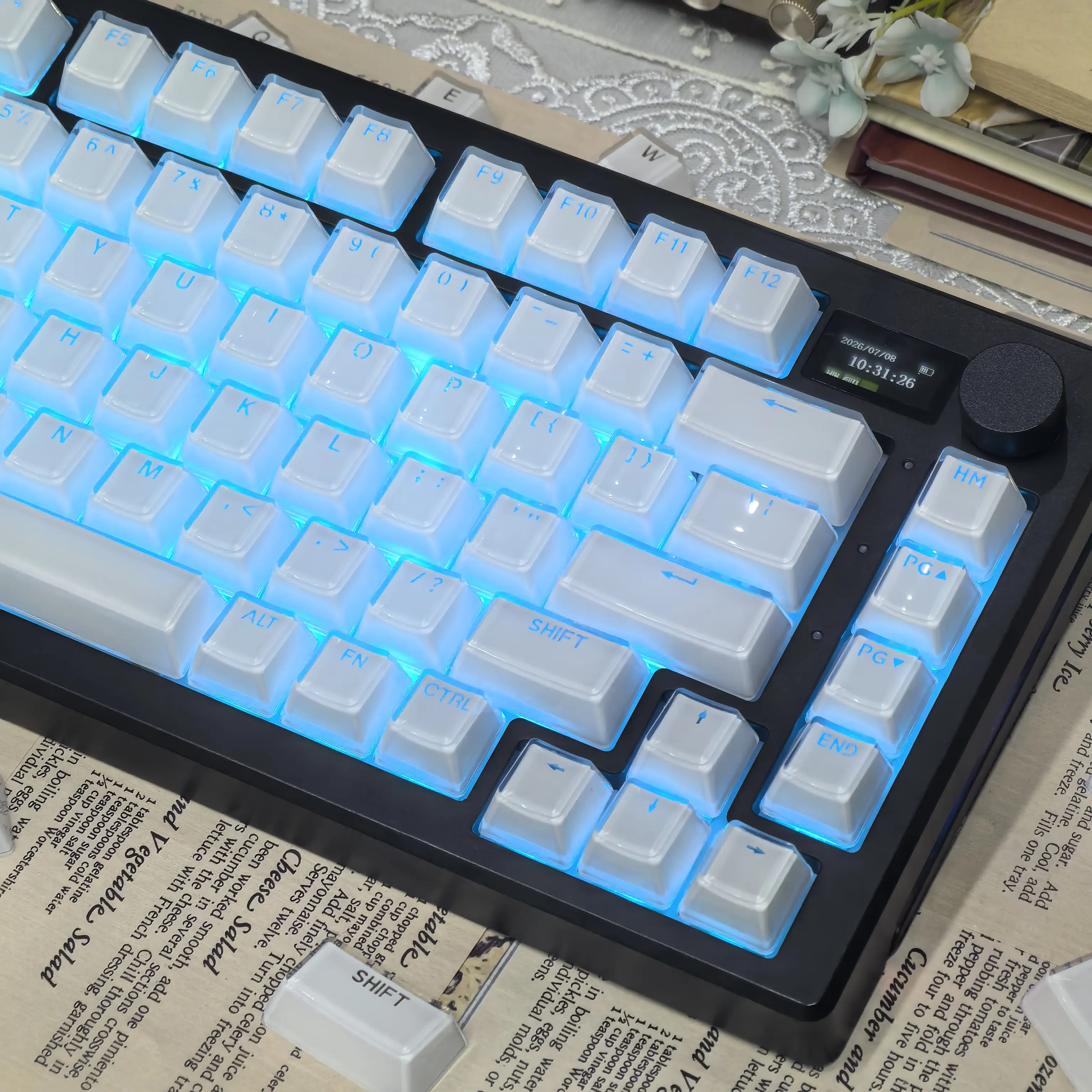 MAIMOOO Translucent Keycaps Jelly Jello Pink 123 Keys Layout White DIY Backlit Crystal Keycaps For Mechanical Keyboard