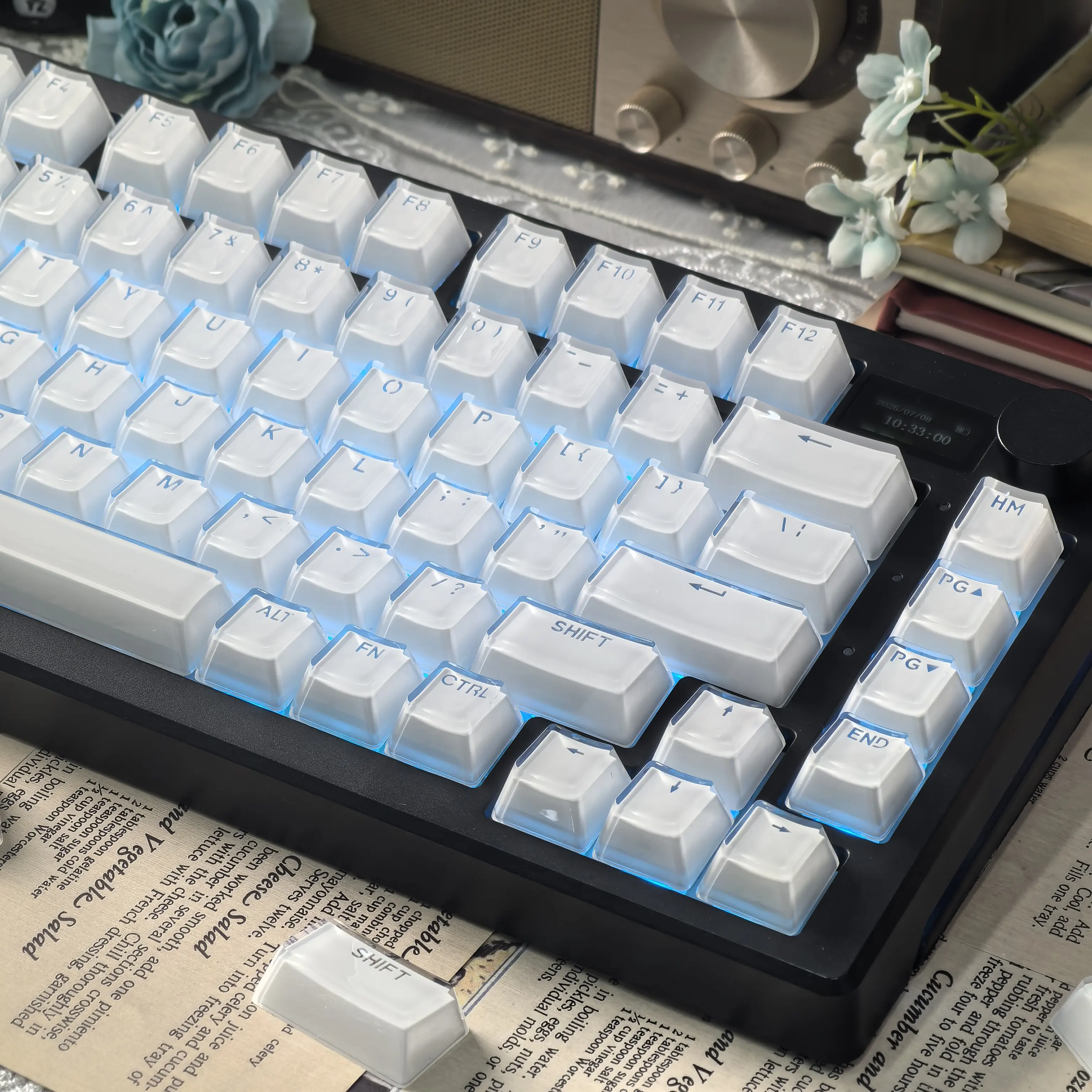 MAIMOOO Translucent Keycaps Jelly Jello Pink 123 Keys Layout White DIY Backlit Crystal Keycaps For Mechanical Keyboard