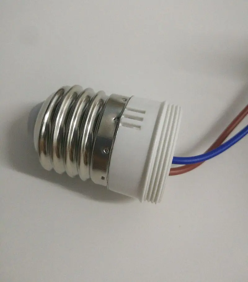 E14 E27 Lead Power Lamp Holder 220V E14 E27 Lamp Holder Screw with Wire Plastic LED Lampholder for Crystal Lighting Modification