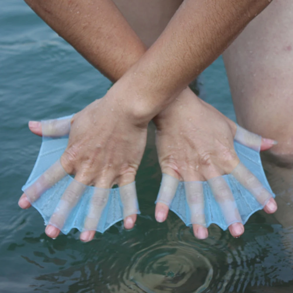 1Pair Unisex Frog Type Silicone Girdles Swimming Hand Fins Finger Webbed Gloves Paddle Water Sports Frog Claw Swimming Equipment