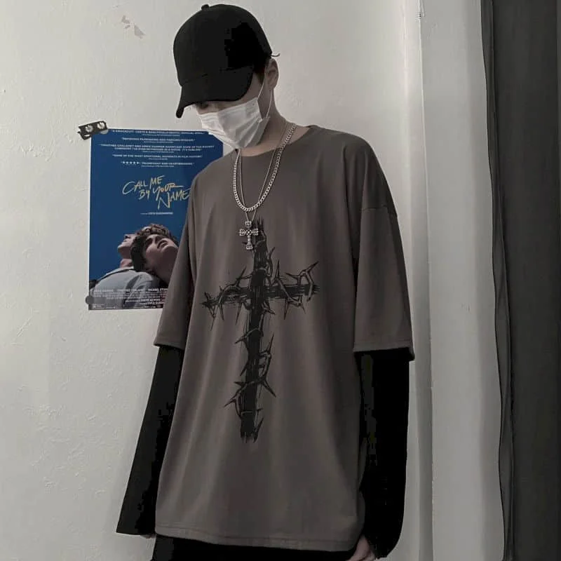 T-Shirt for Men Summer Cross of Thorns Suitcase Men's T-Shirts Long-Sleeved Dark Hip-Hop Men's Oversize T-Shirt Y2K T Shirt Tops