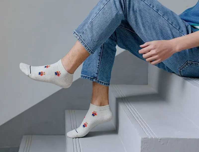 Socks Female Spring And Autumn Mid-tube Embroidery Bear Hose Cute Casual Solid Color Sport Pile Kawaii Socks Harajuku Calcetines