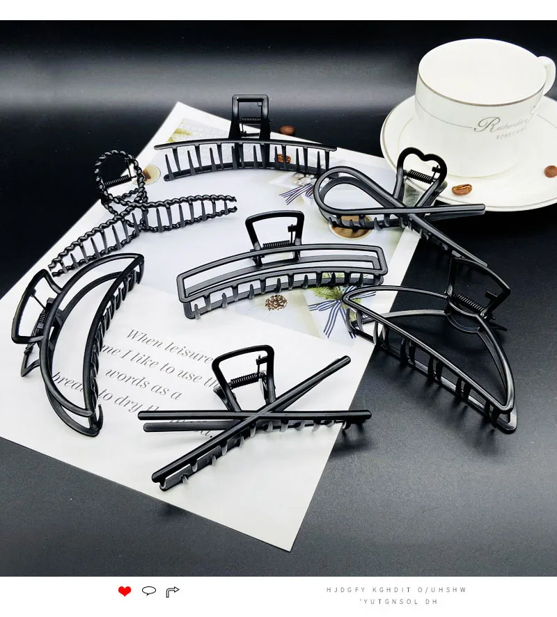 Simple black Claw Crab Elegant Girls metal grabbing clip headdress female Ponytail Claw Clip Hair Jewelry Ornament accessory