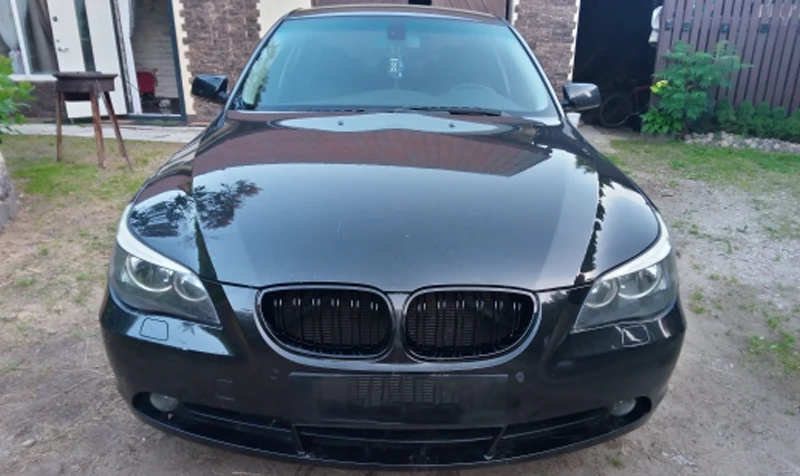 Pulleco Car Front Bumper Grille Kidney Racing Grill Grilles For BMW E60 E61 5 Series 2003-2009 Gloss Black Auto New Double Slat