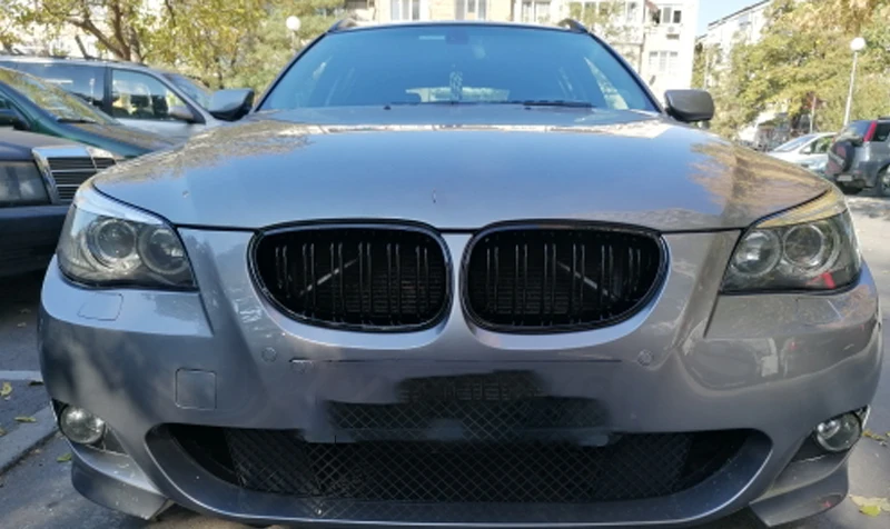 Pulleco Car Front Bumper Grille Kidney Racing Grill Grilles For BMW E60 E61 5 Series 2003-2009 Gloss Black Auto New Double Slat