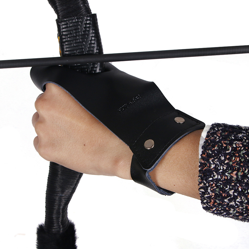 Mini Left Hand Guard Finger Protector Safety Archery Shooting Hunting Compound Recurve Bow Arrow Brown Black Cow Portable Guard