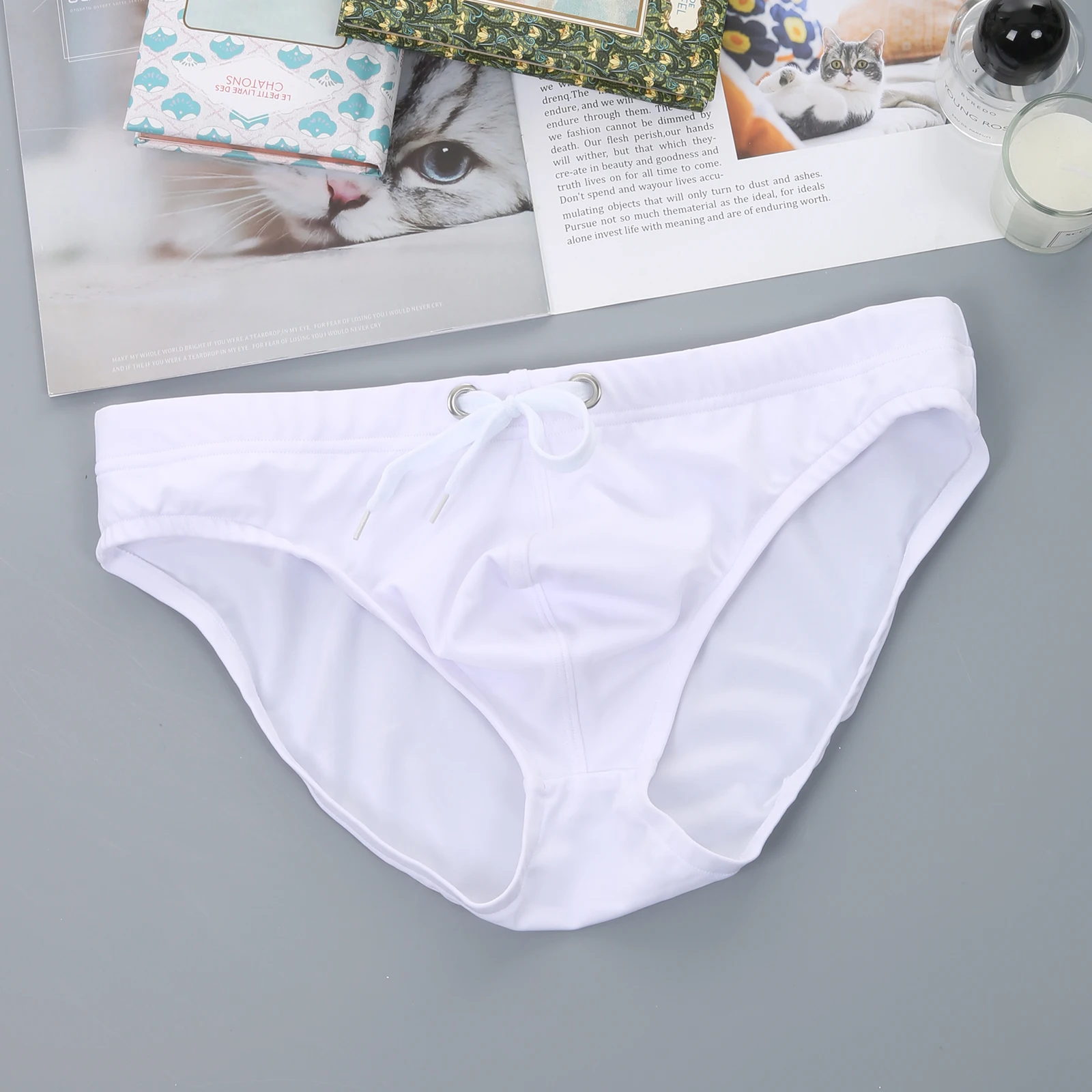 Sexy Swim Trunks Men's Swimsuit Bikini Man Swimming Briefs Swimwear Beach Shorts Bathing Suit Underpants Hombre Beachwear