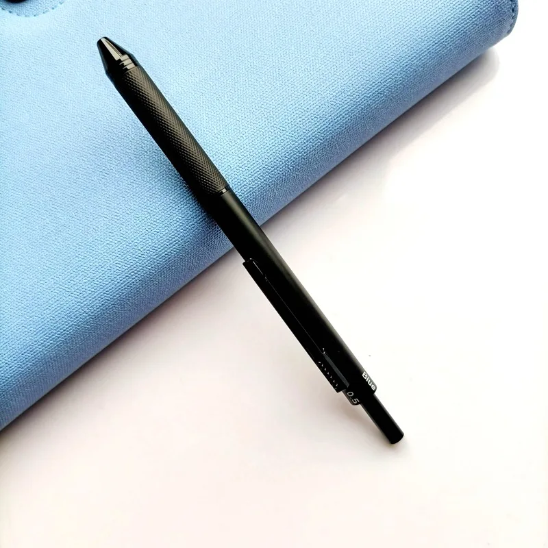 High Grade Metal Multicolor Ballpoint Pen 4 In 1 Ball Pen 0.7mm Black Blue Red Refills and Pencil Lead Offfice School Writing