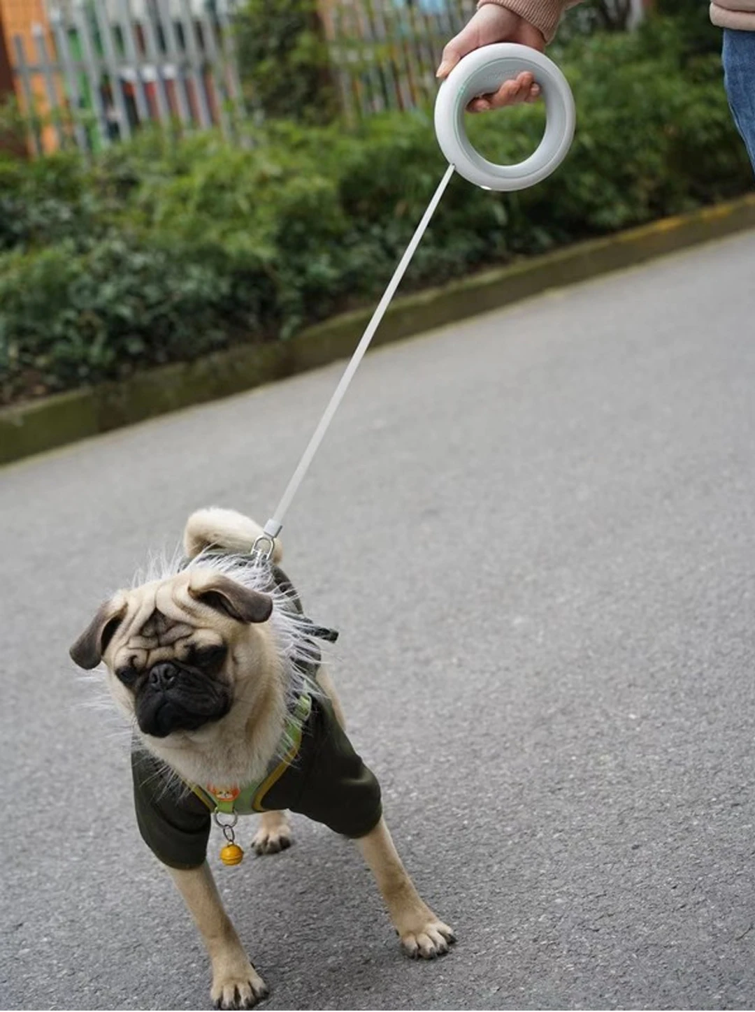 MOESTAR 2022 UFO Retractable Pet Leash 2 Plus 3.0m Flexible Dog Traction Rope with Rechargeable LED Light Ring Shape