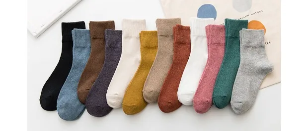 Cotton Women Short Socks Solid Young Casual Fashion Soft Elastic Endurable Breathable Crew Harajuku Socks Girl 4 Seasons