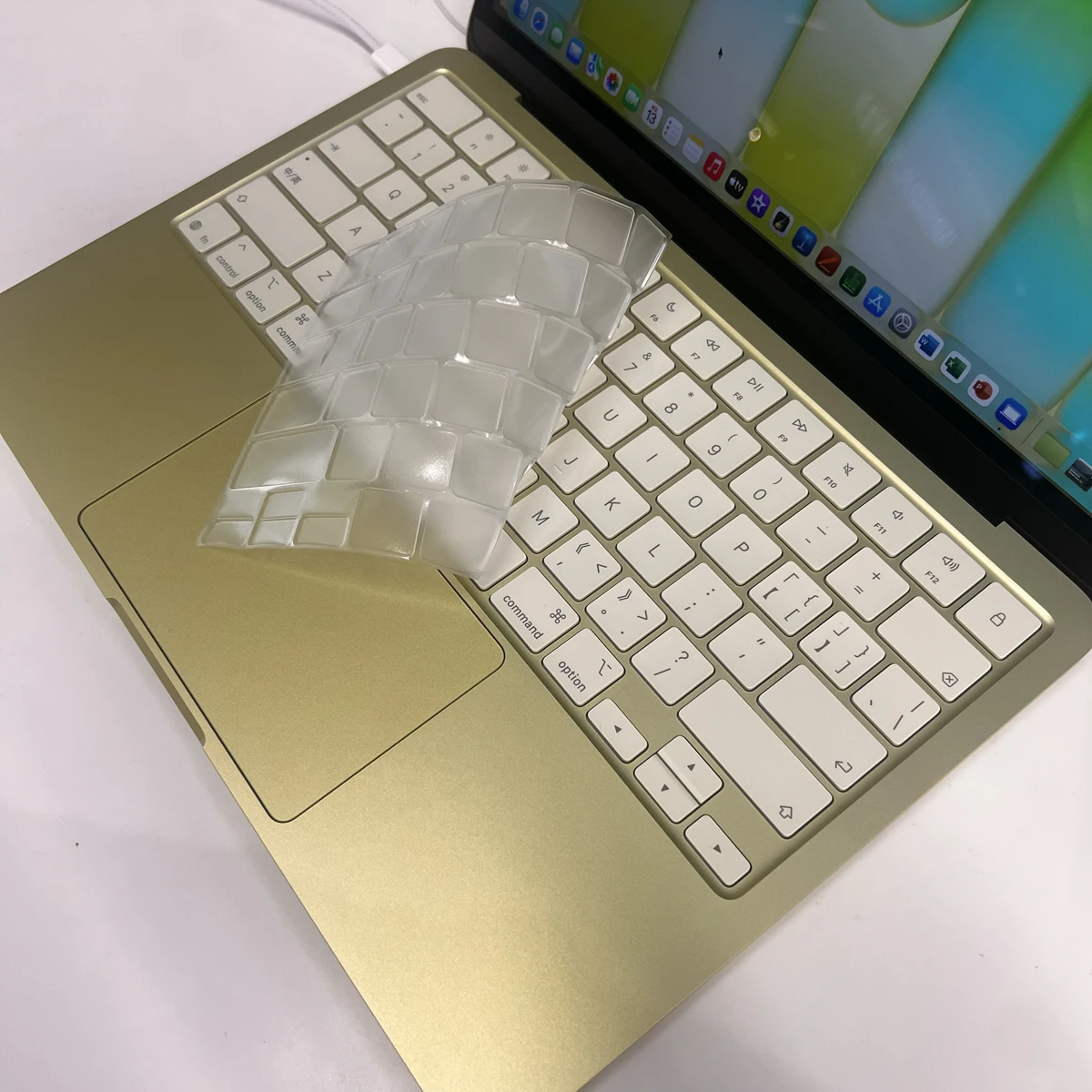 2026 New Release TPU Transparent Keyboard Cover Protector for MacBook Neo A3404 Dust-Proof Keyboard Skin