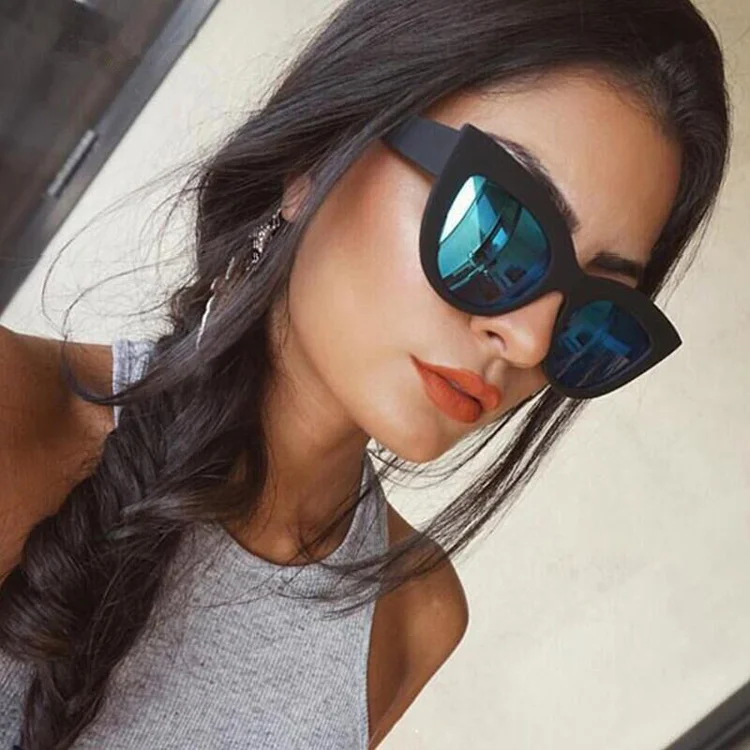Vintage Cat Eye Sunglasses Woman Retro Brand Cateye Shades Sun Glasses Gradient Mirror Plastic Frame Designer Oculos De Sol