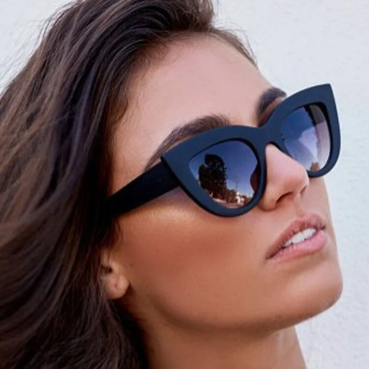 Vintage Cat Eye Sunglasses Woman Retro Brand Cateye Shades Sun Glasses Gradient Mirror Plastic Frame Designer Oculos De Sol