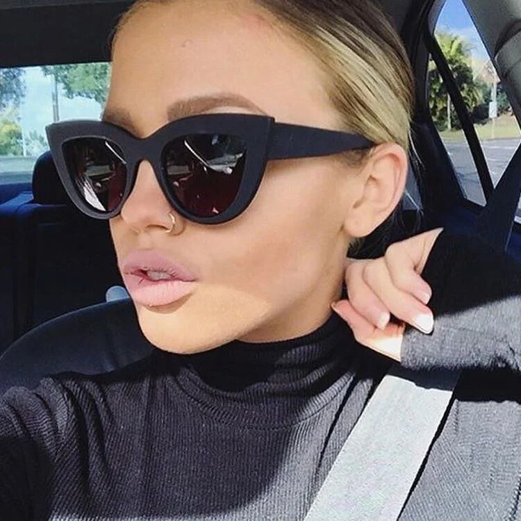Vintage Cat Eye Sunglasses Woman Retro Brand Cateye Shades Sun Glasses Gradient Mirror Plastic Frame Designer Oculos De Sol