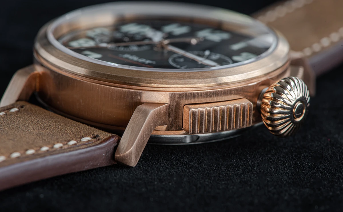 42mm Bronze Mens Watch Mechanical Hand Wind Wristwatch Original ST1901 Movement CuSn8 Case Sapphire BGW9 Luminous Leather Strap