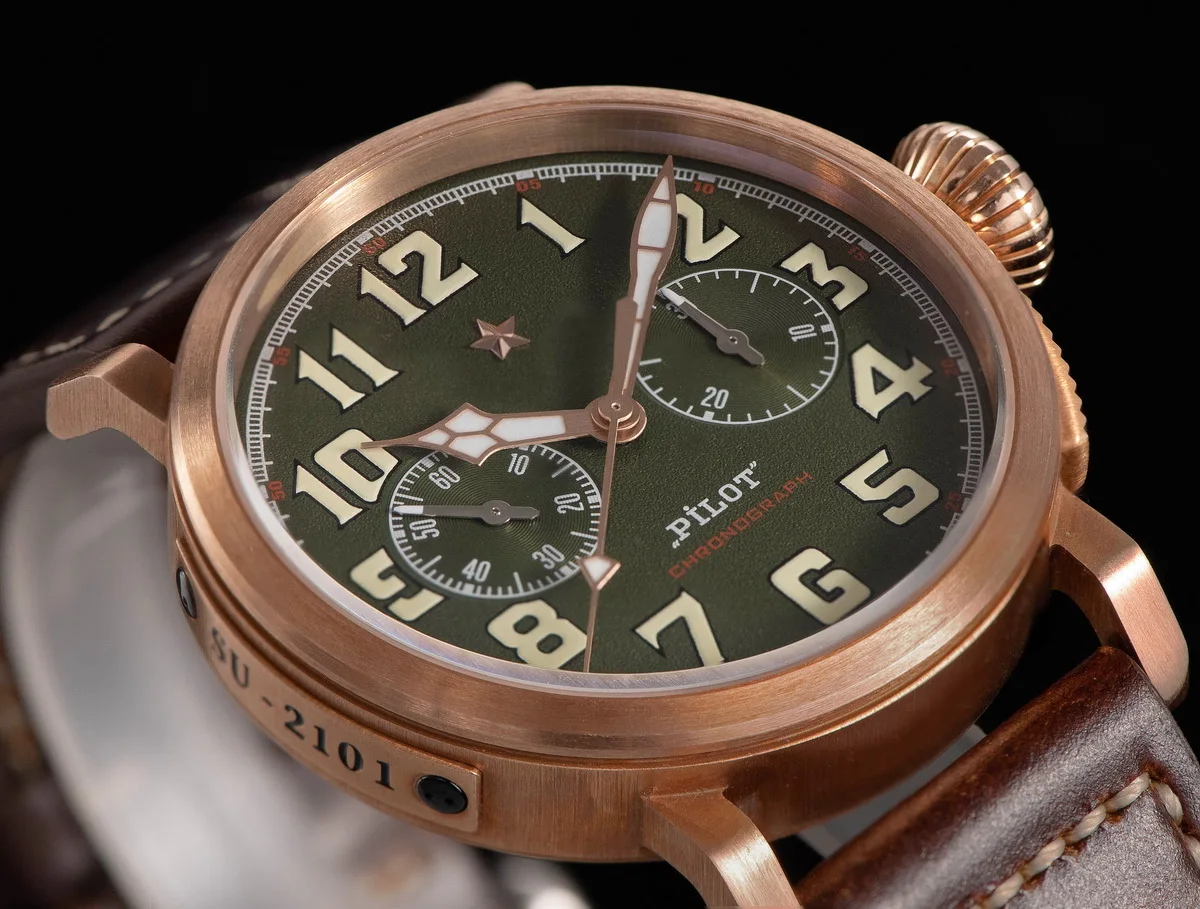 42mm Bronze Mens Watch Mechanical Hand Wind Wristwatch Original ST1901 Movement CuSn8 Case Sapphire BGW9 Luminous Leather Strap