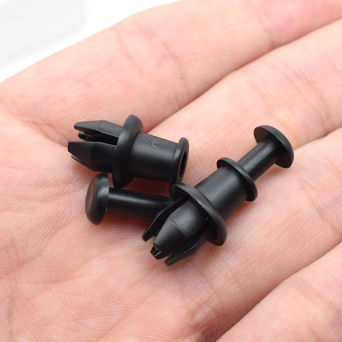 2X For Seat Altea Arona Ibiza 6L 6J 6F Leon 1M 1P Mii Toledo 5P KG Car Parcel Shelf String Clips Holder Pivot Hanger 1M6867574A