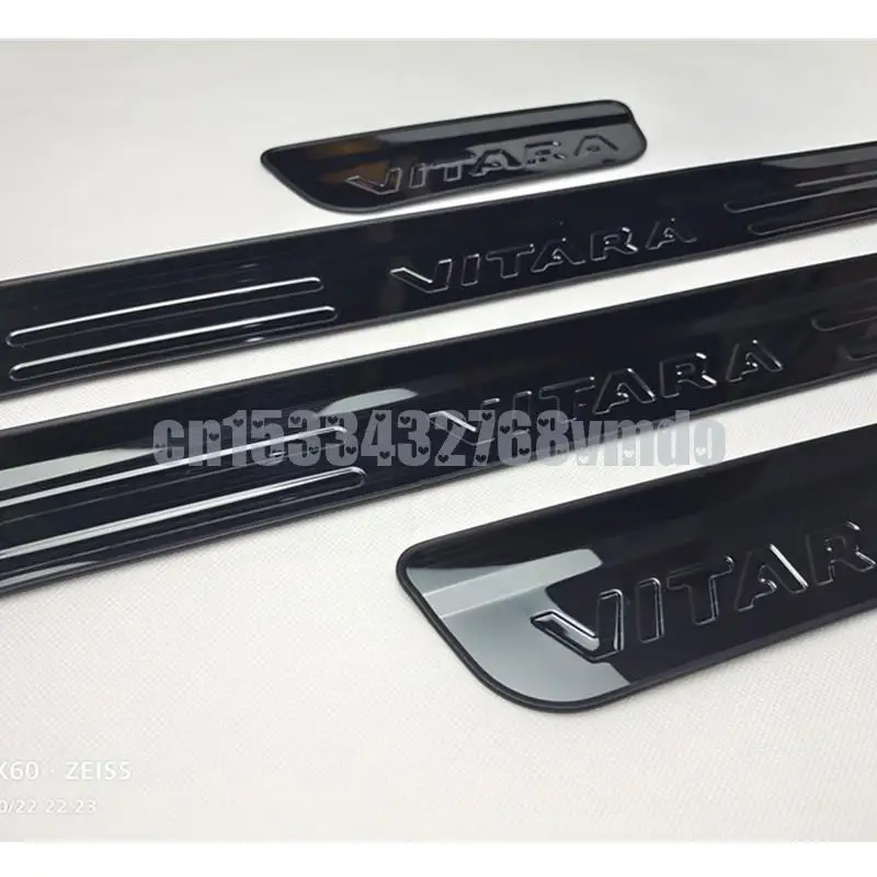 High quality stainless steel Scuff Plate/Door Sill Protector Sticker Car Styling For 2016 -2018 Suzuki Vitara 4pcs/set