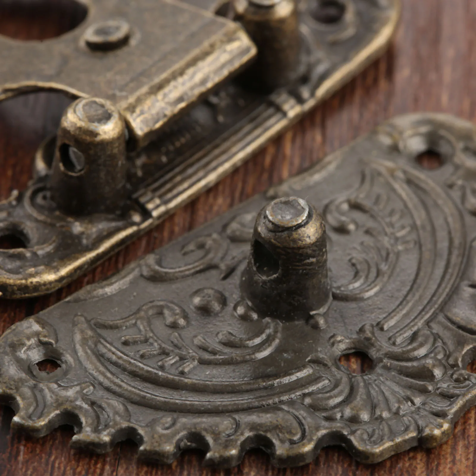 1pc Antique Bronze Hasp Latch Jewelry Wooden Box Lock Mini Cabinet Buckle Case Locks Decorative Handle 50*56mm
