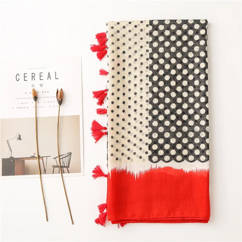 2020 New Fashion Print Summer Women cotton Scarf Polka Dot Beach Hijab Shawls and Wraps Female Foulard Echarpe Designer Bandana