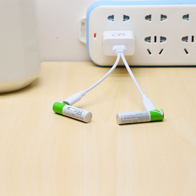 High Capacity 1.5V AAA 750 MWh USB Rechargeable Li-ion Battery for Remote Control Wireless Mouse + Cable