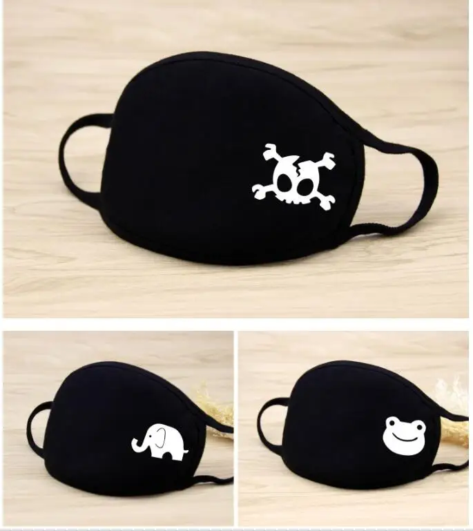 1PC Black Mask Cartoon Animal Mask Printed Handprint Dustproof Cycling Muffle Unisex Winter Thicken Cotton Half Face Mouth Mask