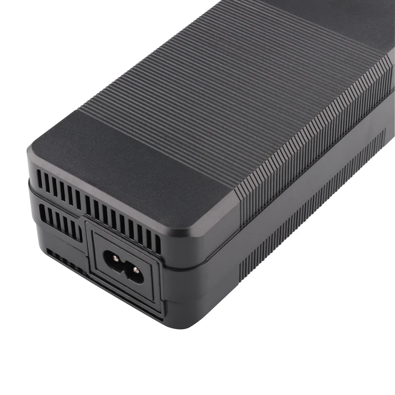 54.6V 3A Lithium Battery Charger For 48V Lithium Battery Pack XLR Plug 54.6V3A 150Watts Fast Charging Charger With Fan