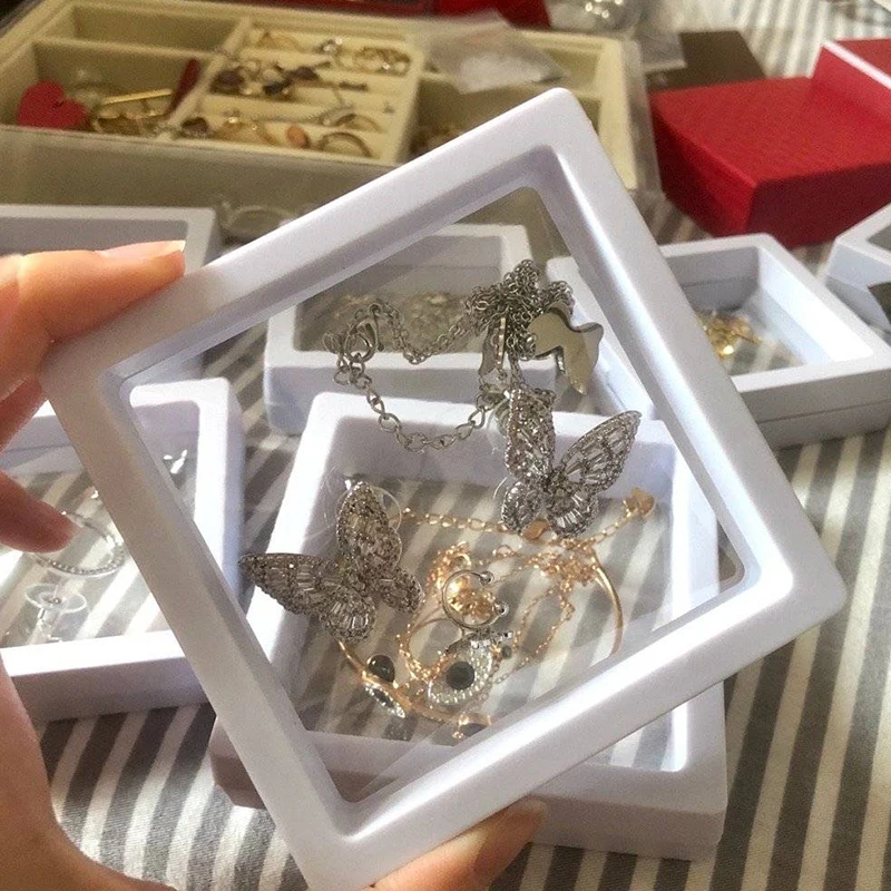 10PCS Plastic 3D Floating Jewelry Display Stands Clear Necklace Bracelet Holder for Gift Shop Storage Organizer Box Wholesale