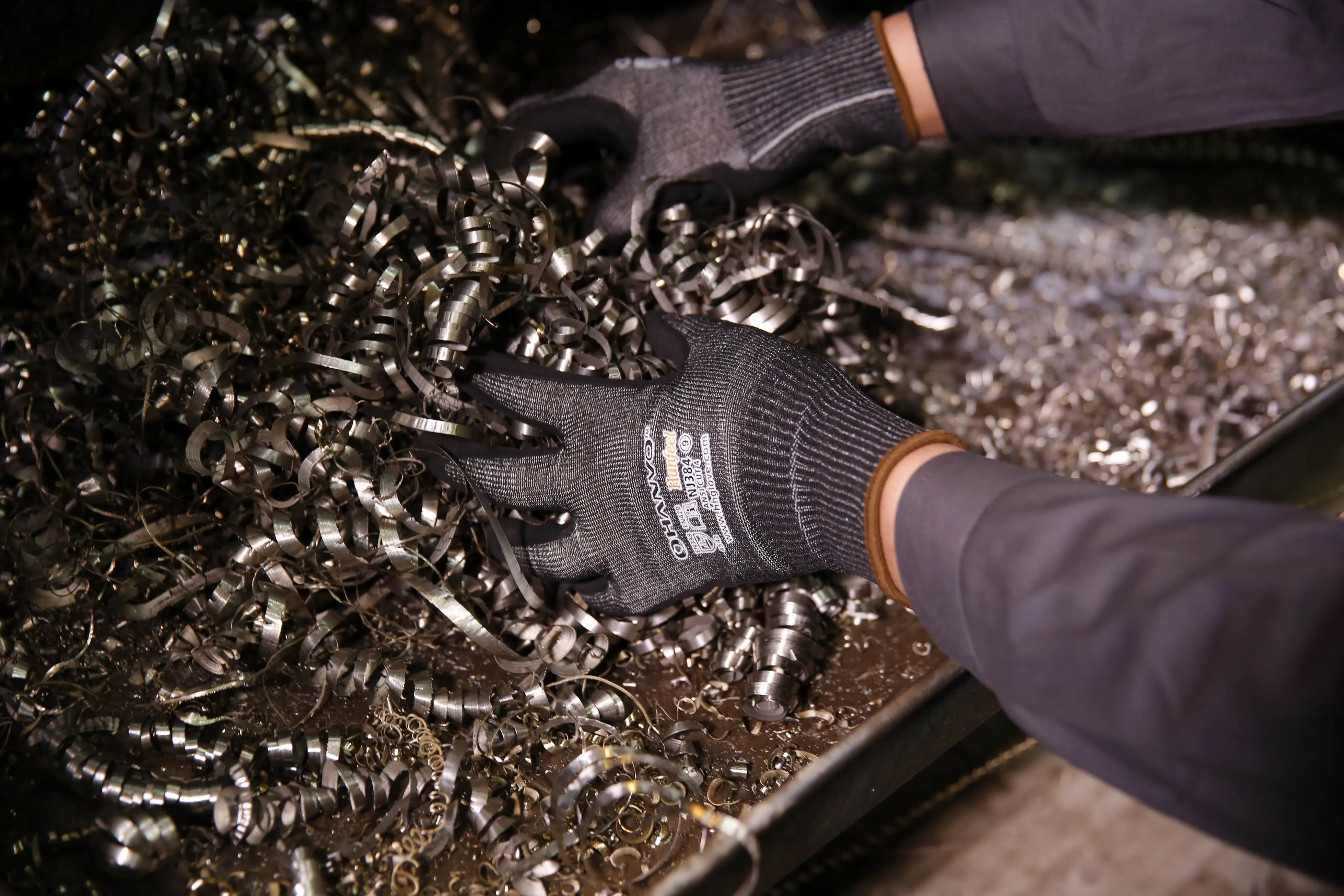 ANSI A4 Anti Cut Resistant Work Glove HPPE Micro Foam Nitrile Maxi High Flex Proof Glass Handling Butcher Safety Gloves