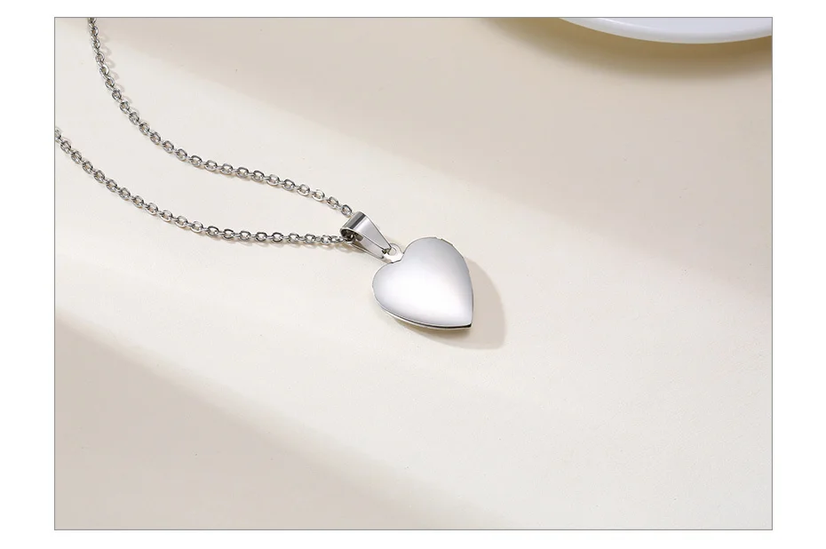 Vnox Customize Picture Name Women Necklaces Heart Locket Pendant Family Image Personalized Anniversary Gift