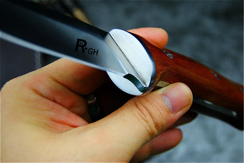Japanese mirror-polished high-gloss 9CR18Mov knife - a practical outdoor self-defense blade for camping