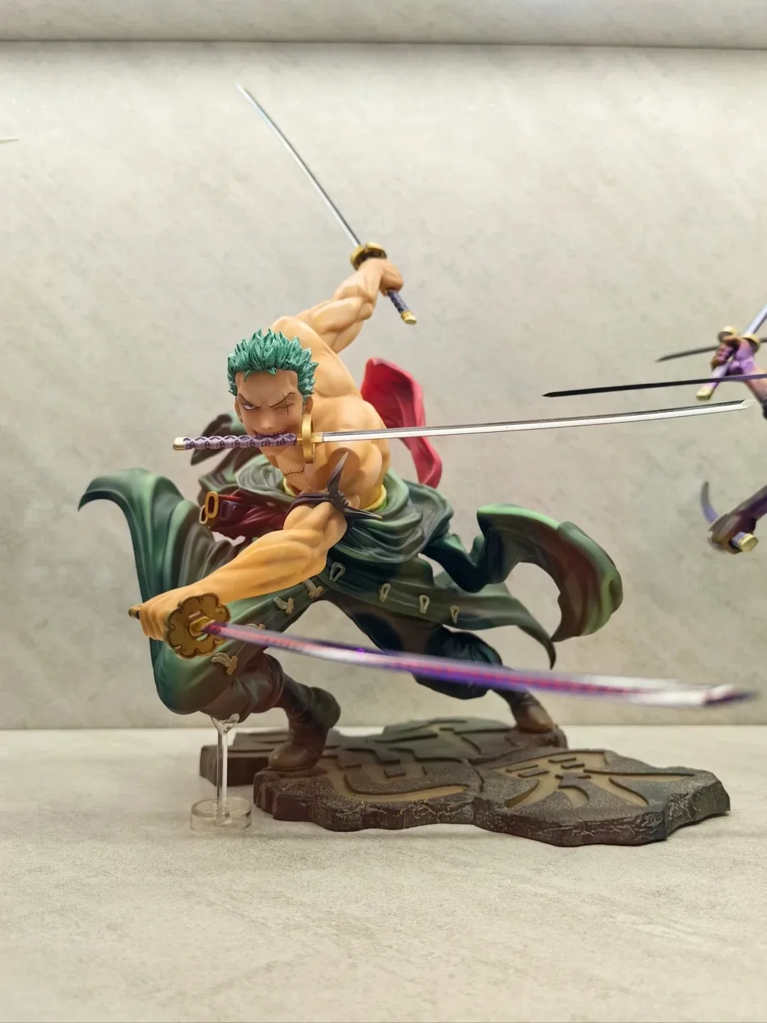 New 20cm One Piece Anime Figure GK Roronoa Zoro PVC Action Figure Collection Model Doll Toy Gift Decoration