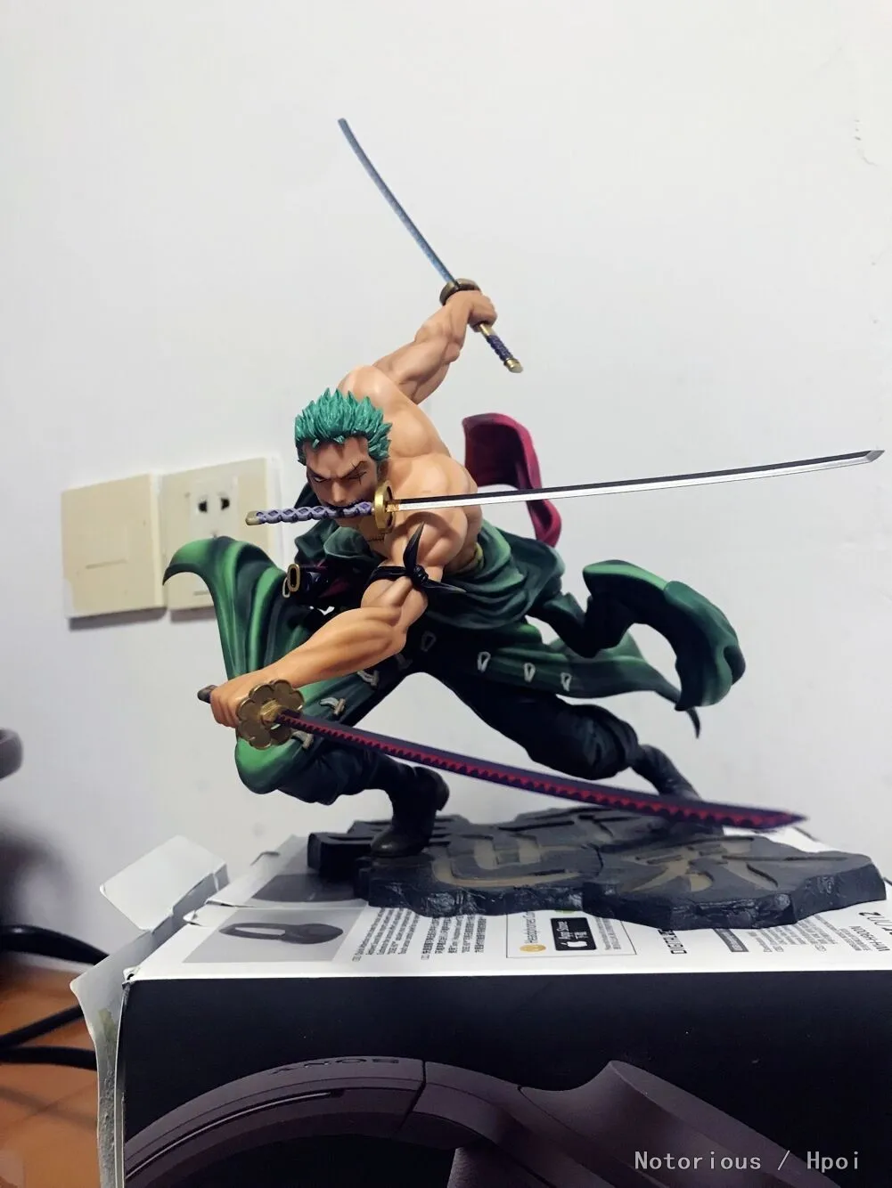 New 20cm One Piece Anime Figure GK Roronoa Zoro PVC Action Figure Collection Model Doll Toy Gift Decoration
