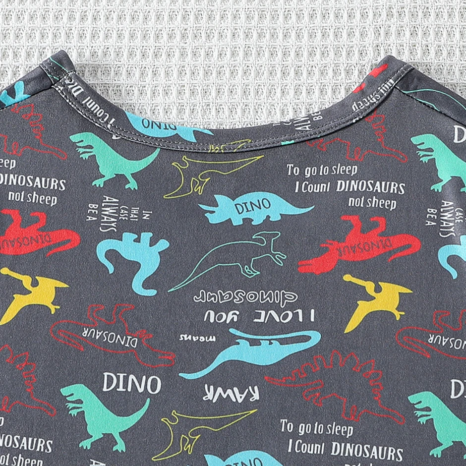 2-Piece Summer Children's Dinosaur Print Set, Cute Short-Sleeved T-Shirt for Boys and Girls, Elastic Waist, Comfortable Shorts