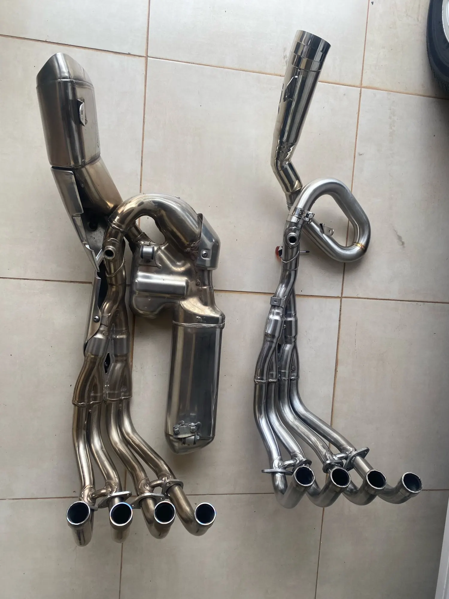 Slip On Motorcycle Exhaust Escape Middle Link Pipe Slip On For Honda CB600F Hornet 600 CBR600F 2007 - 2013 Years Connecting Tube