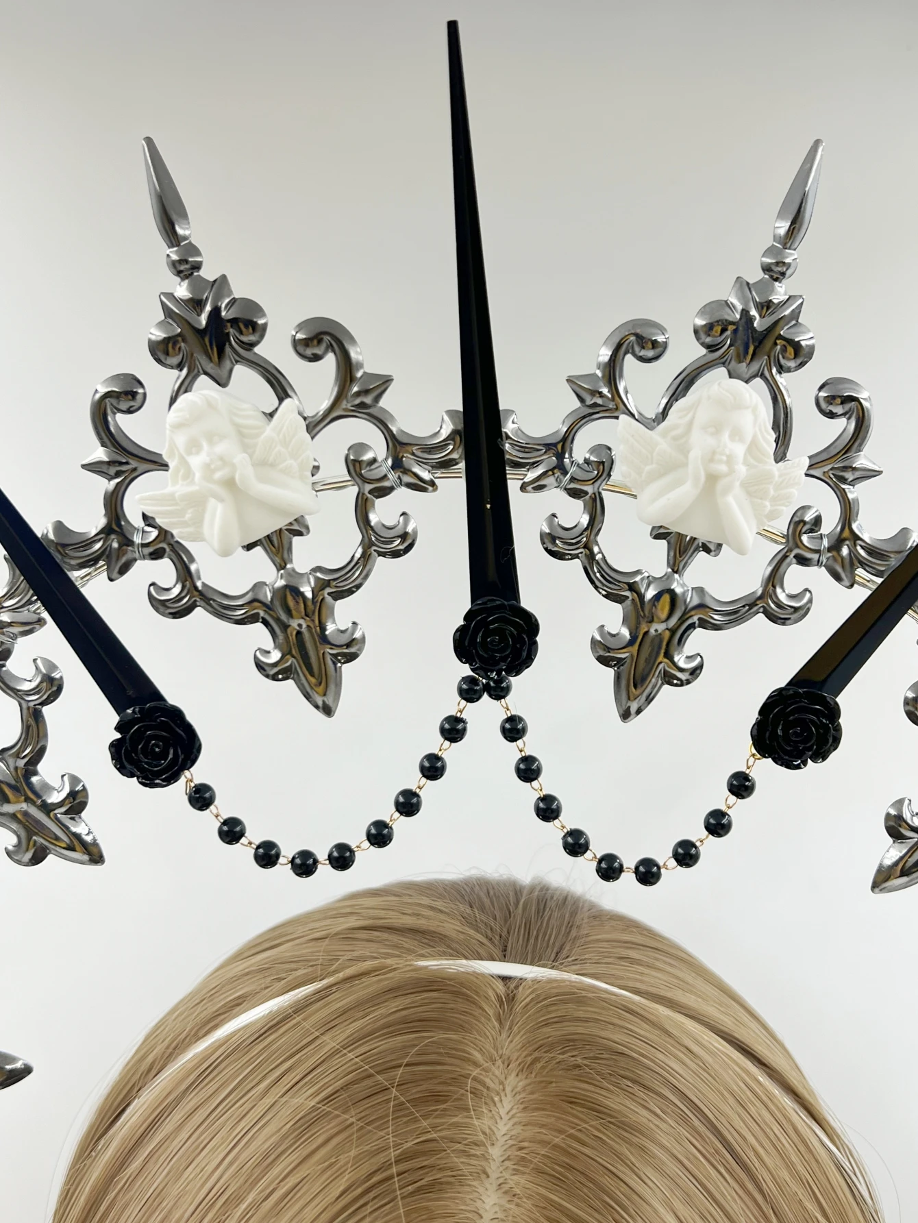 Gothic Lolita Faux Pearl Tiara, Halo Crown, Mary Goddess Headband, Cosplay Costume, Headpiece