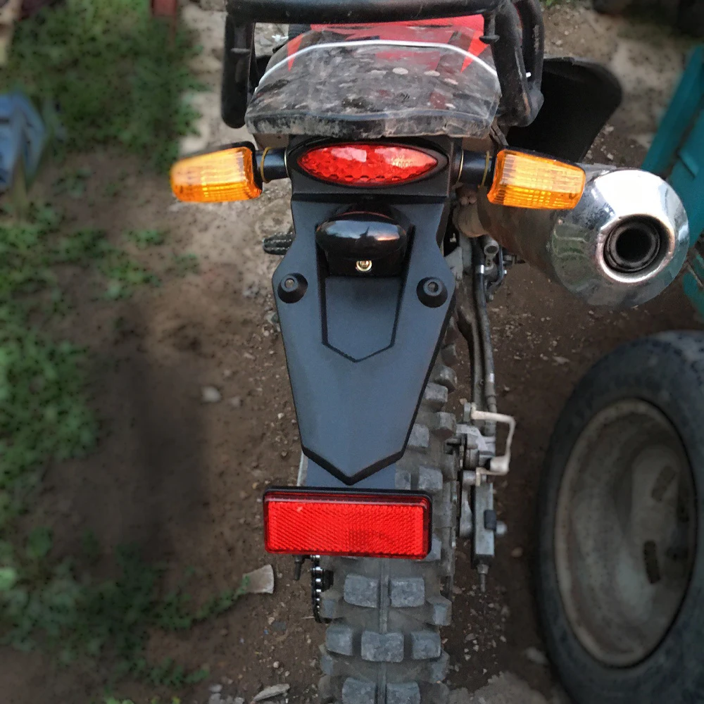Motorcycle Rear Fender Mudguard with LED Brake Tail Light Motorcycle Fender TailLight Accessories