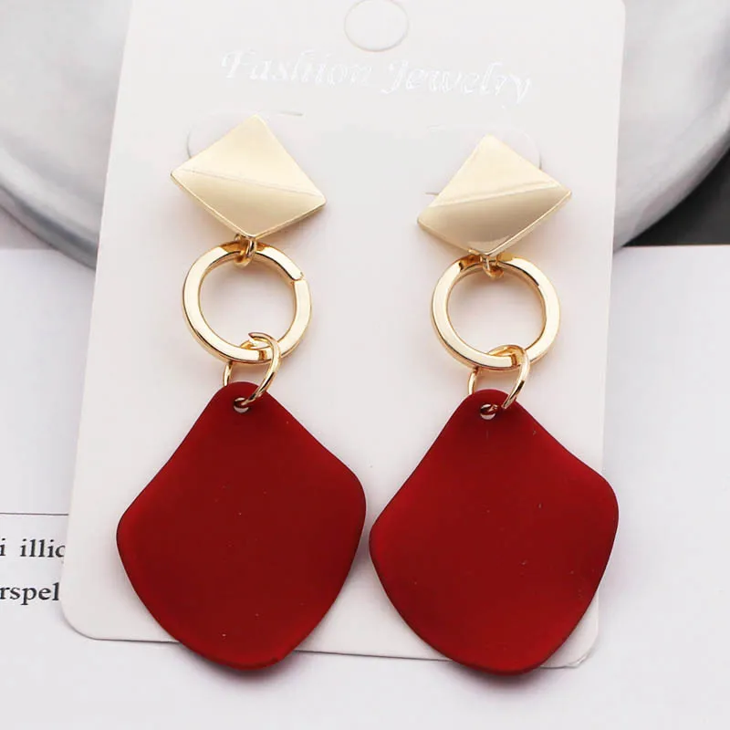 Red Color Women Dangle Earrings Geometric Pendants Gold Color Metal Hook Earrings Long Hang Earrings Pendientes Fashion Jewelry