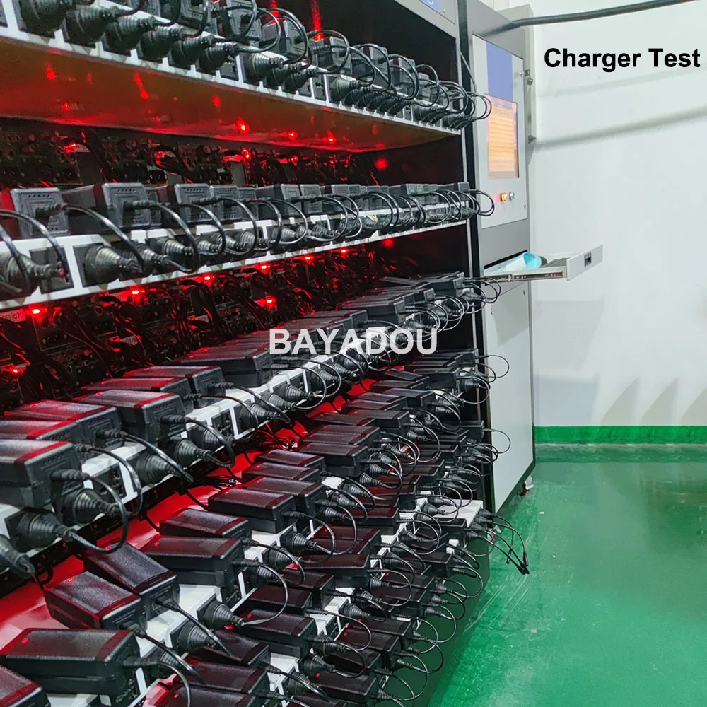 67.2V 3A 5A Li-ion Fast Charger 16S 60V 3A Lithium 20AH 30AH Battery Chargers 3PIN IEC C13 Connector