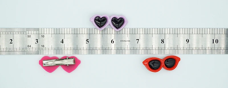 10 Pieces Plastic Pet Hair Clips Sunglasses Shape Hairpin For Small Dog 10 Colors Cute Heart Shape Dog Grooming Hair Accessories