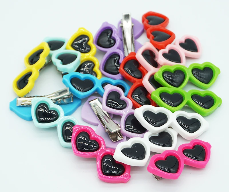 10 Pieces Plastic Pet Hair Clips Sunglasses Shape Hairpin For Small Dog 10 Colors Cute Heart Shape Dog Grooming Hair Accessories