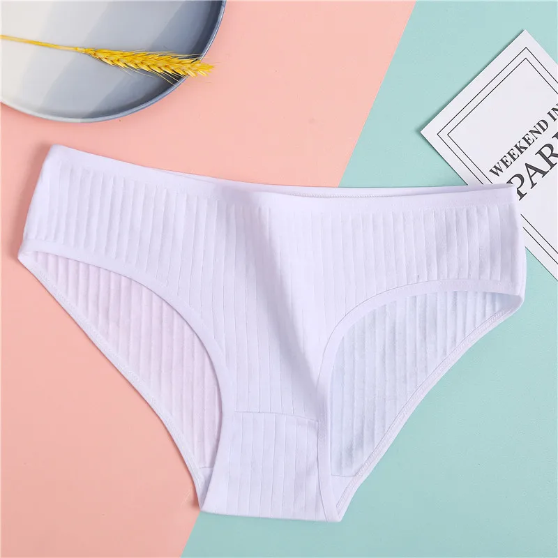 FINETOO 3PCS/Set Women's Underwear Cotton Panty Sexy Panties Female Underpants Solid Color Panty Intimates Women Lingerie M-2XL