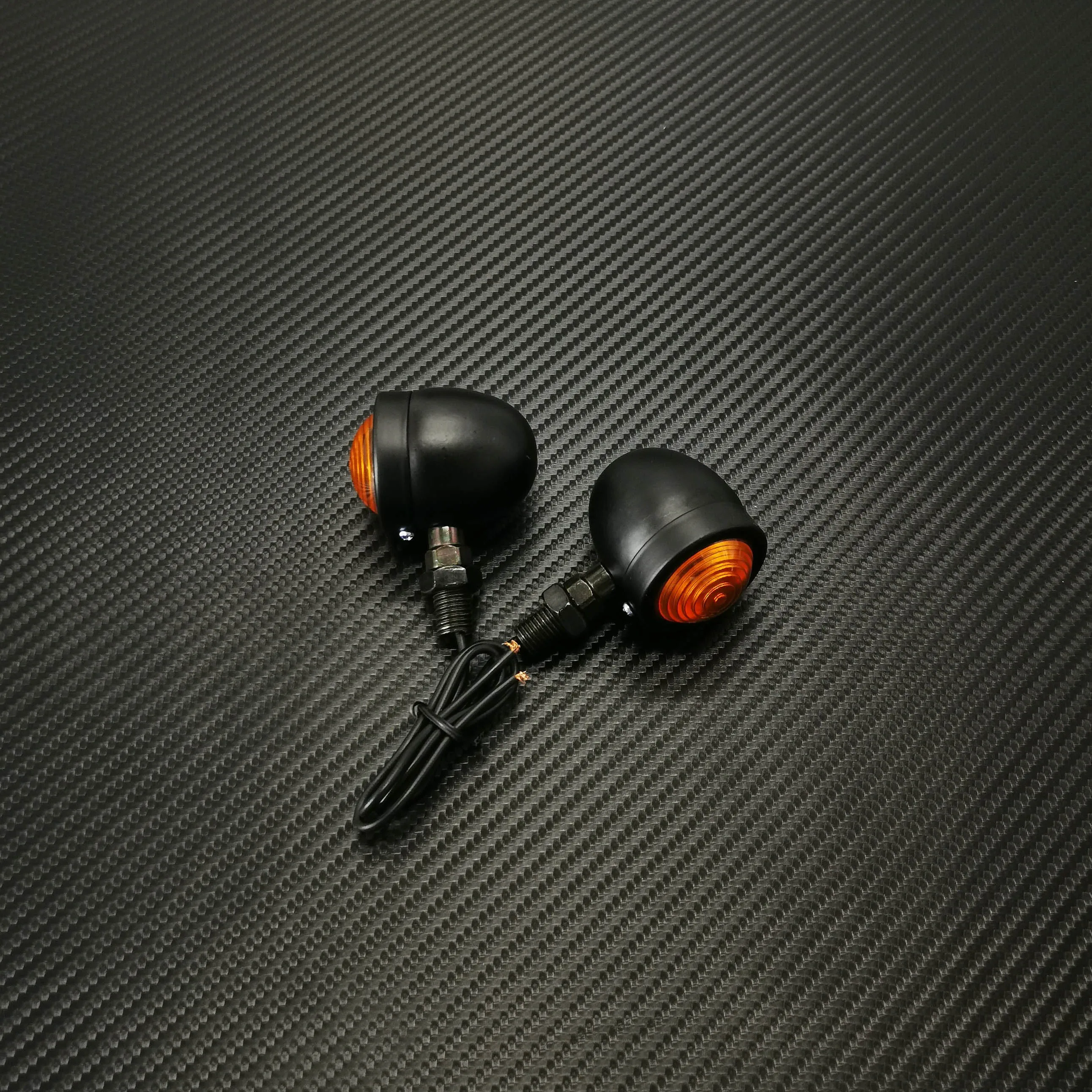 Motorbike Turn Signal Lights for Cruiser Bobber Sportster Cafe Racer Universal 12V Retro Metal Blinkers Single Wire Clignotant