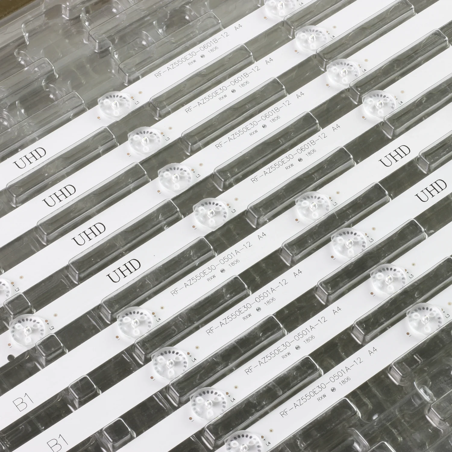 8pcs/set LED Backlight Strip For PTV55U21 55UJ6300 55UJ6000 55UJ6200 55UJ620V 55LJ620V RF-AZ550E30-0601B-12 0501A A4