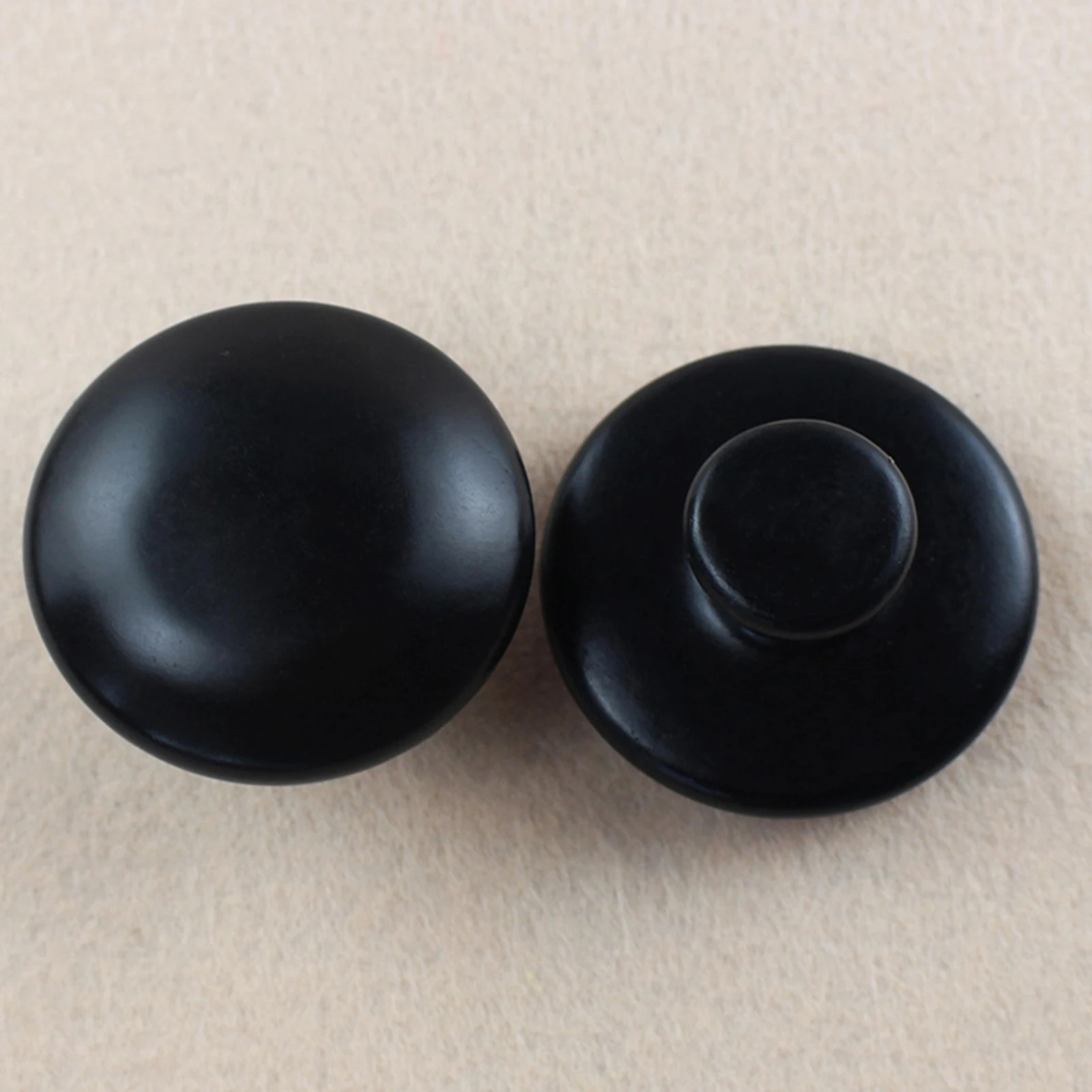 Smooth Mushroom Shape Face Massage Stone Lava Basalt Hot Stone for Spa Massage Body facial Massage Stone
