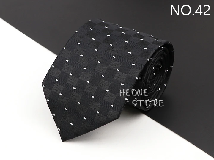New Men's Classic Luxury Tie 8cm Striped Paisley Plaid All-Match Jacquard Necktie For Business Wedding Prom Daily Wear Accessory